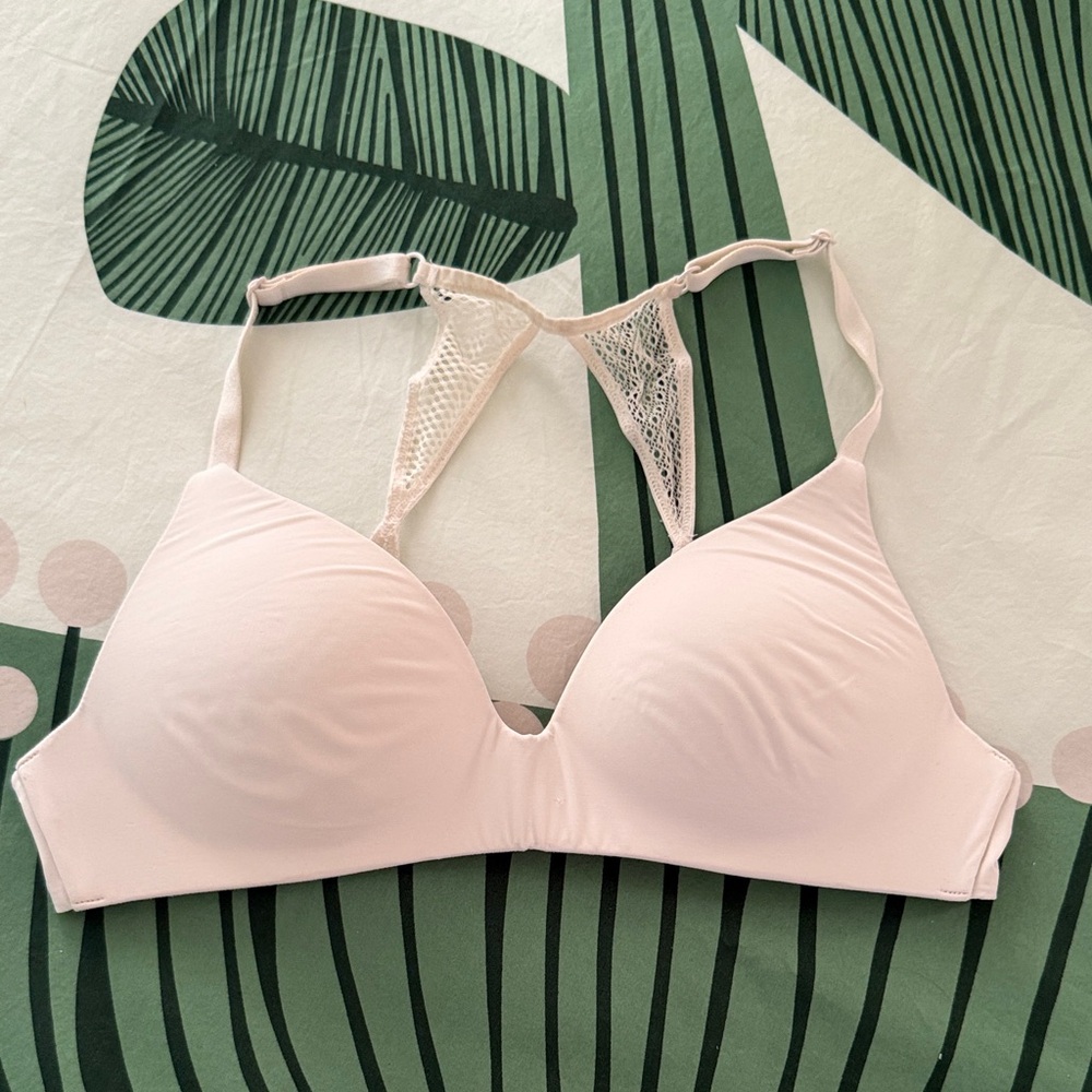 Victoria's Secret Light Pink Mesh-Back Bra